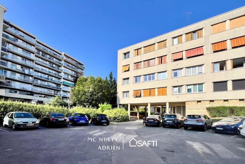 Appartement - 60 m² - 4 pièces