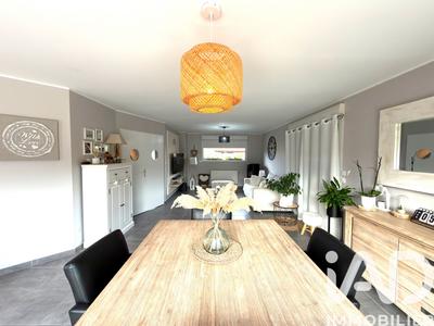 Maison - 139 m² - 5 pièces