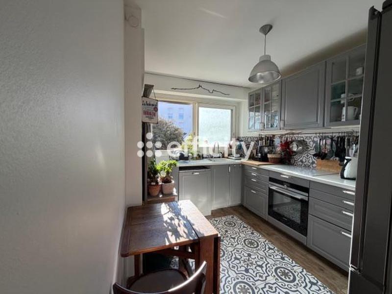 Appartement - 76 m² - 3 pièces