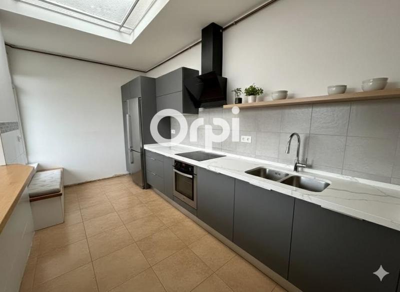 Maison - 177 m² - 5 pièces