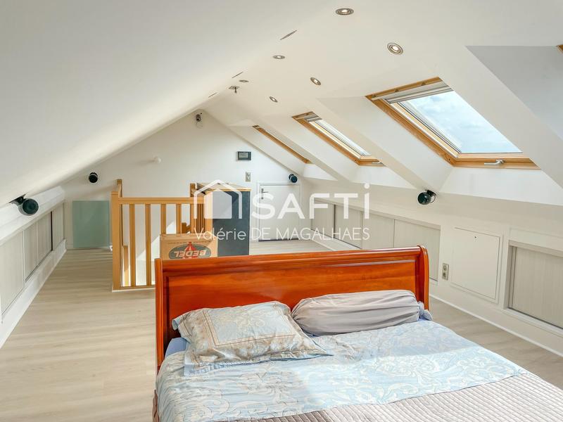 Maison - 152 m² - 7 pièces