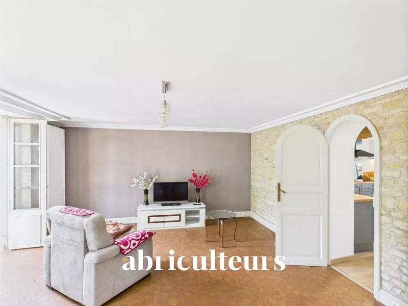 Maison - 258 m² - 12 pièces