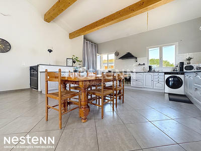 Maison - 122 m² - 5 pièces