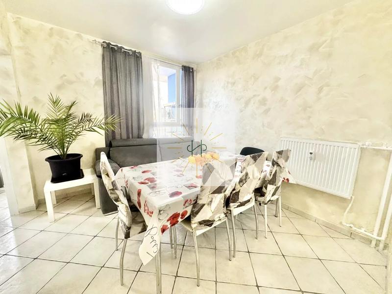 Appartement - 76 m² - 6 pièces