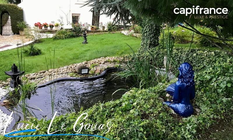 Demeure - 181 m² - 8 pièces