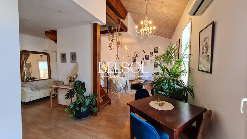 Loft - 75 m² - 3 pièces