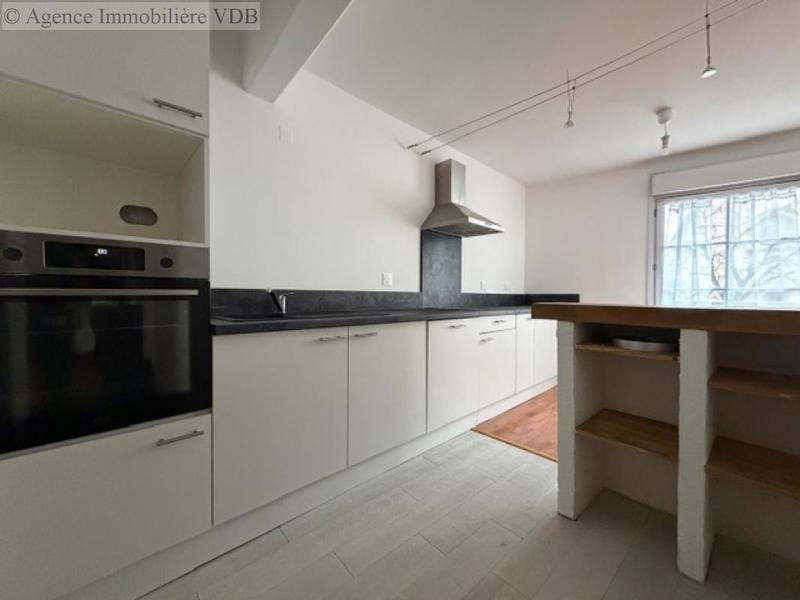 Appartement - 99 m² - 4 pièces