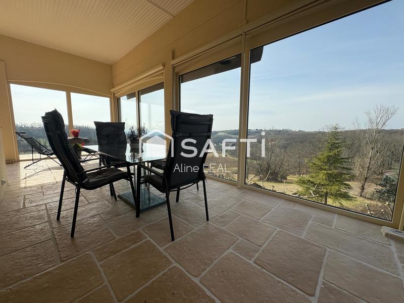 Maison - 158 m² - 5 pièces