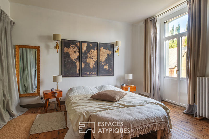 Maison - 303 m² - 10 pièces