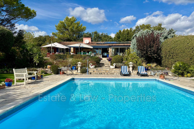 Maison - 131 m² - 5 pièces