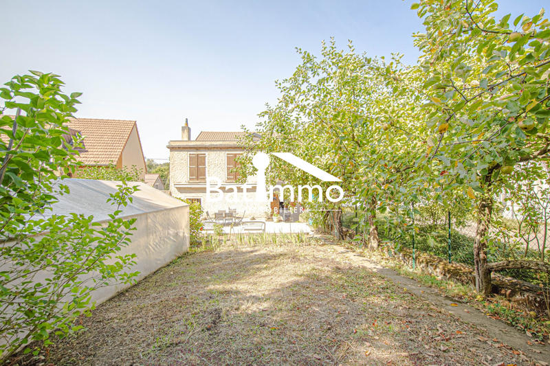 Maison - 180 m² - 7 pièces