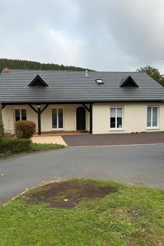 Maison - 178 m² - 8 pièces