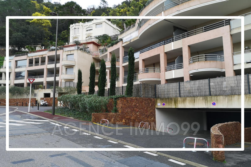 Parking / Garage - 13 m²