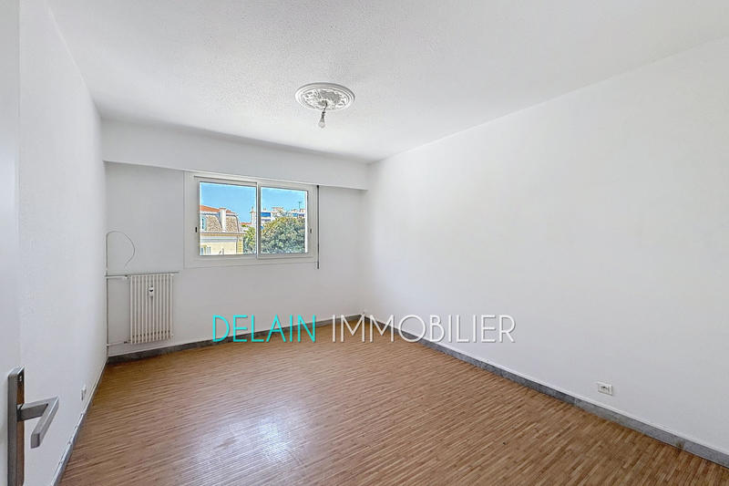 Appartement - 95 m² - 3 pièces