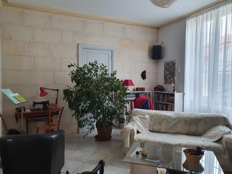 Maison - 222 m² - 7 pièces