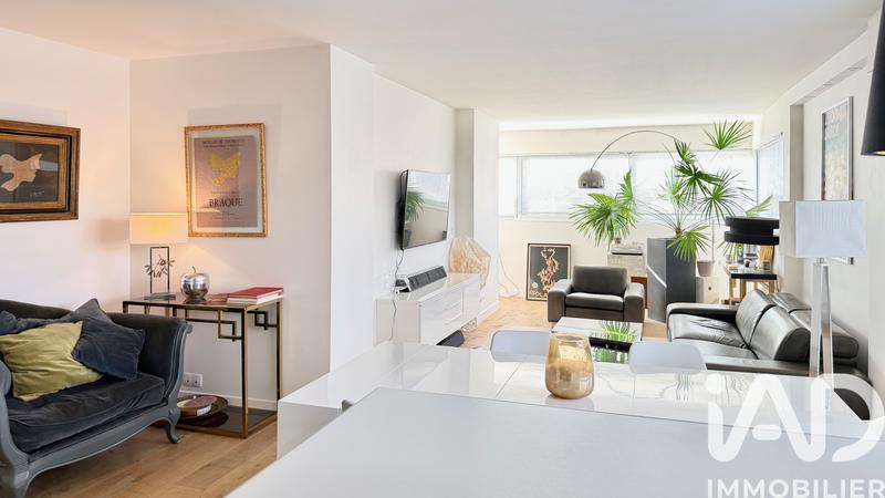 Appartement - 93 m² - 5 pièces