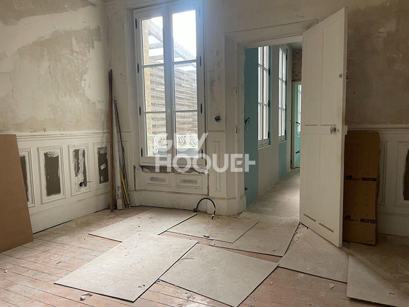 Maison - 150 m² - 10 pièces