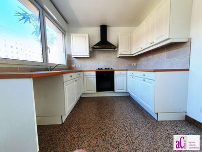 Maison - 86 m² - 5 pièces