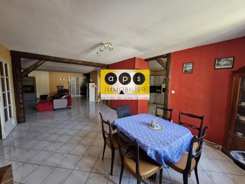 Moulin - 300 m² - 10 pièces