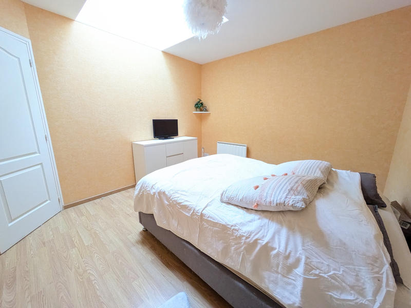 Maison - 99 m² - 7 pièces