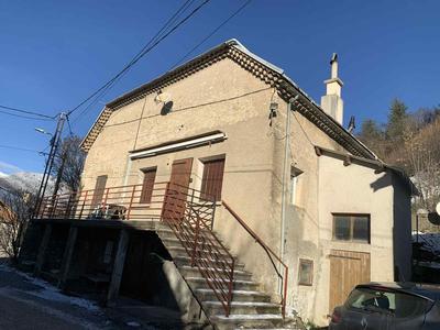 Maison - 70 m² - 4 pièces