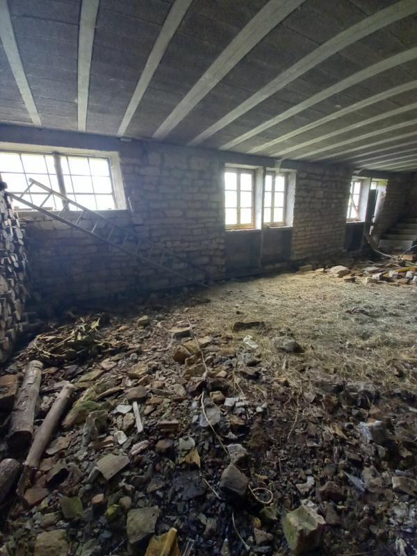 Maison - 500 m² - 2 pièces