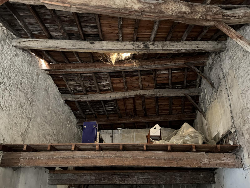 Parking / Garage - 120 m²