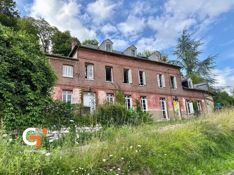 Maison - 349 m² - 10 pièces