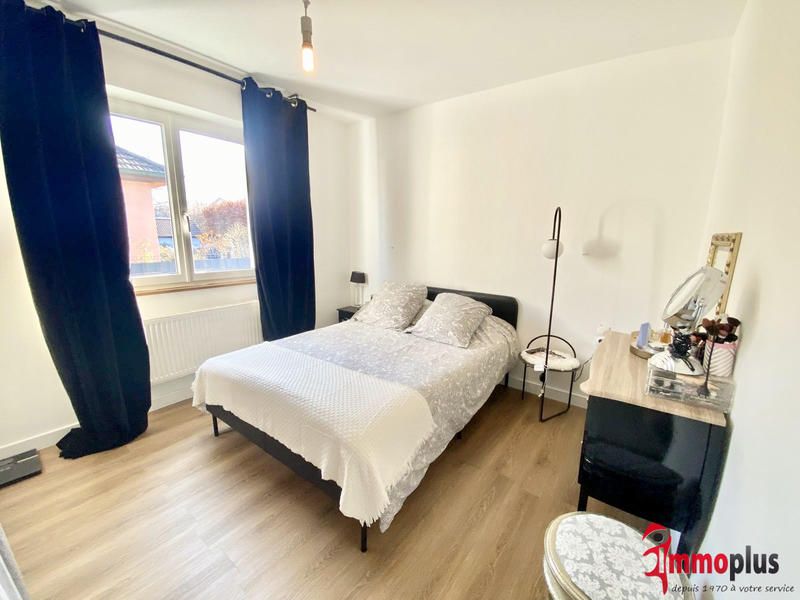 Maison - 85 m² - 5 pièces