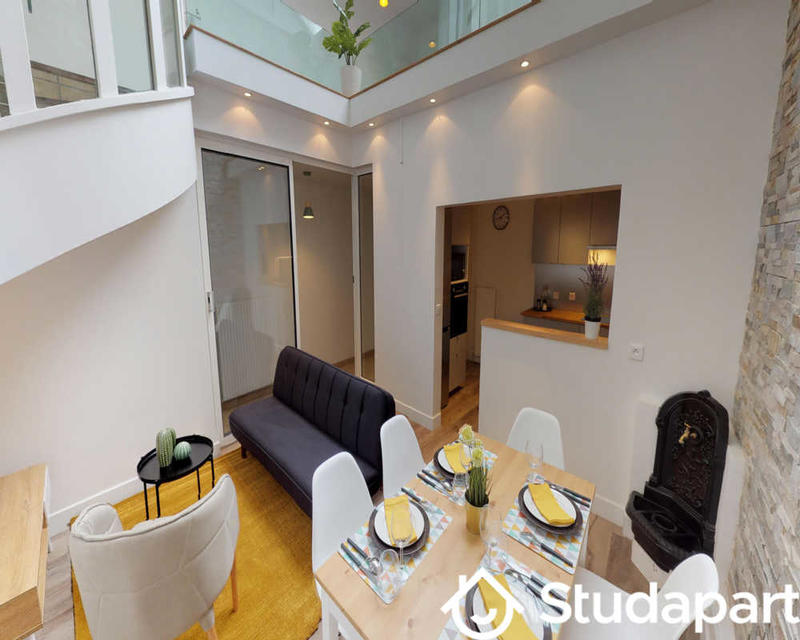 Chambre - 70 m² - 1 pièce