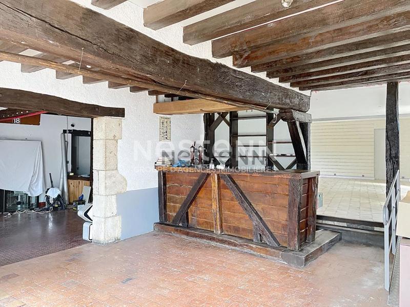 Propriété - 211 m² - 5 pièces