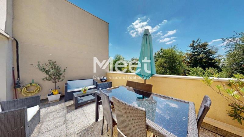 Duplex - 82 m² - 4 pièces