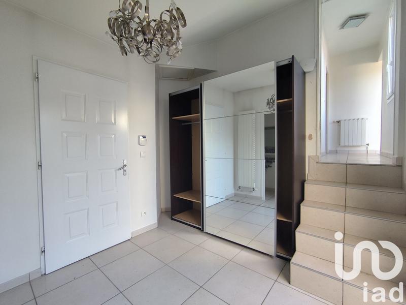 Maison - 385 m² - 5 pièces