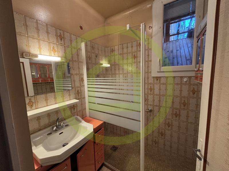 Maison - 102 m² - 6 pièces