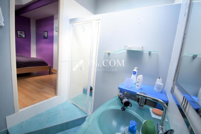 Maison - 283 m² - 10 pièces