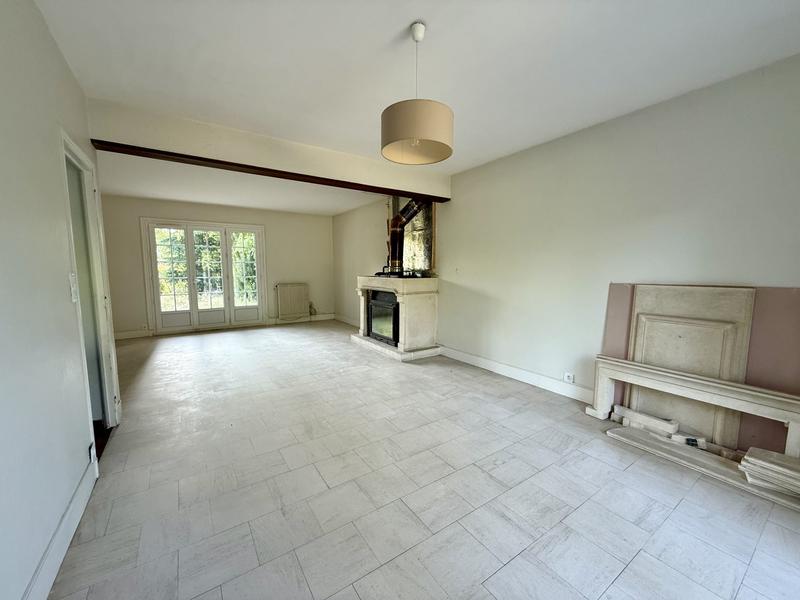 Maison - 193 m² - 6 pièces