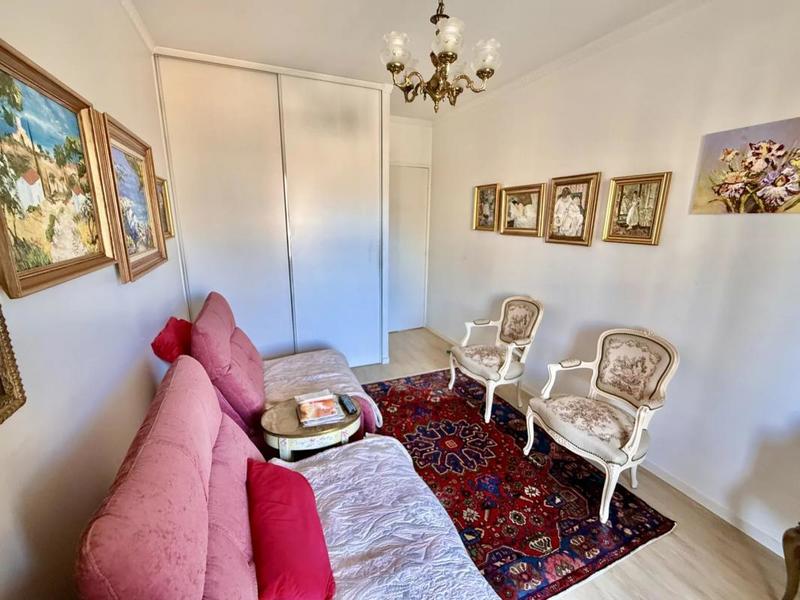 Appartement - 90 m² - 4 pièces