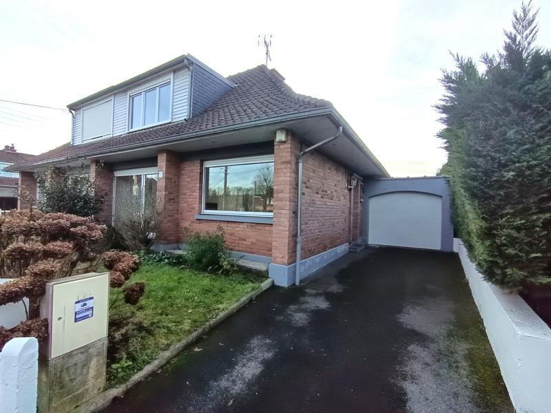 Maison - 85 m² - 4 pièces