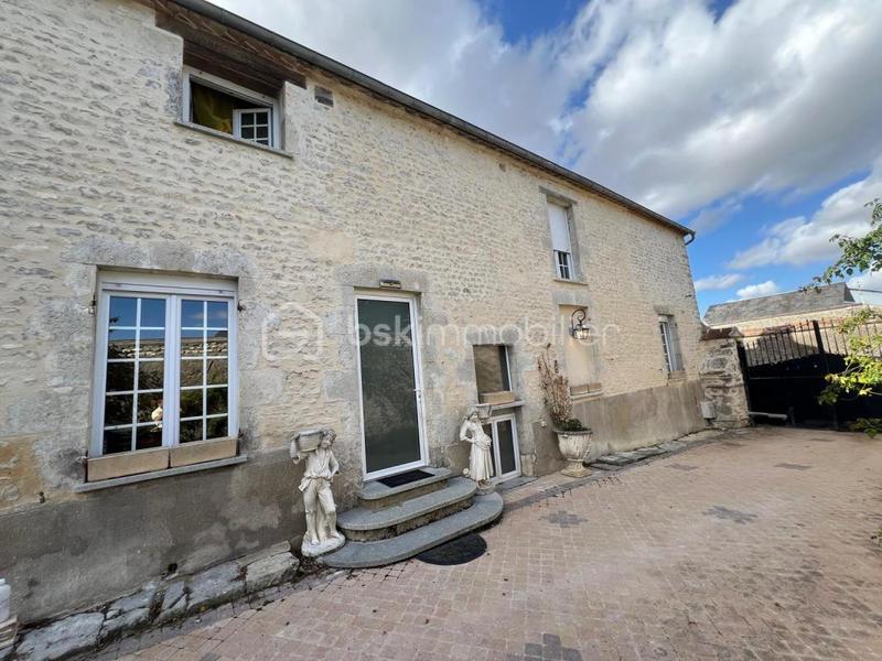 Maison en pierre - 176 m² - 7 pièces