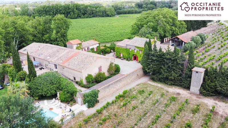 Propriété - 530 m² - 23 pièces