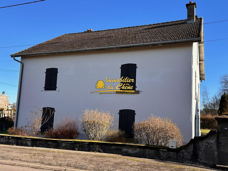 Maison - 250 m² - 10 pièces