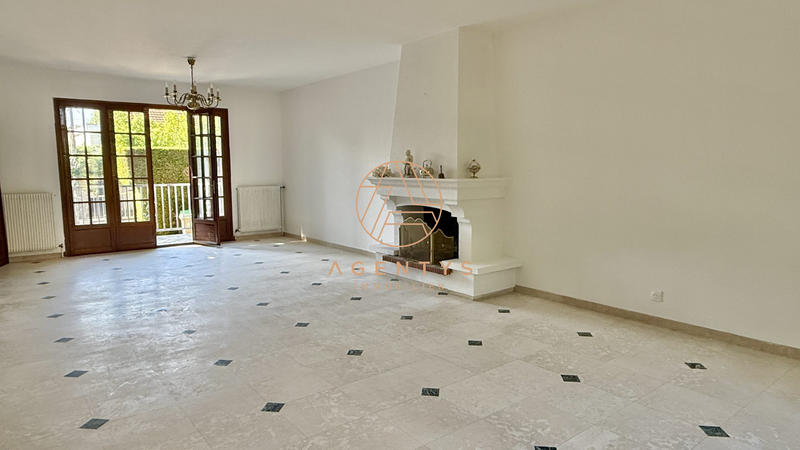 Maison - 165 m² - 6 pièces