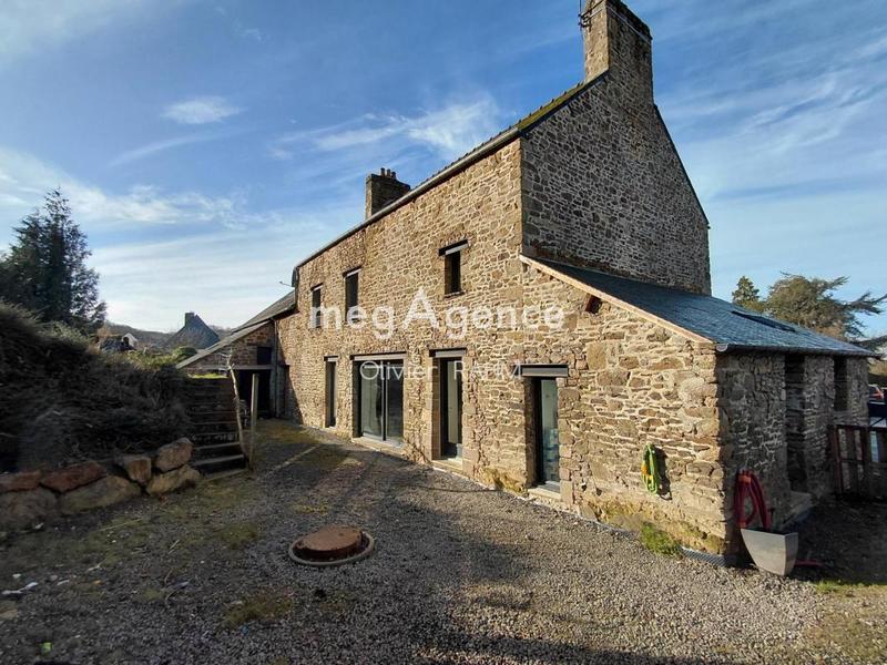 Corps de ferme - 138 m² - 6 pièces