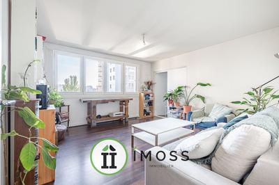 Appartement - 80 m² - 4 pièces