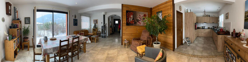 Maison - 117 m² - 5 pièces