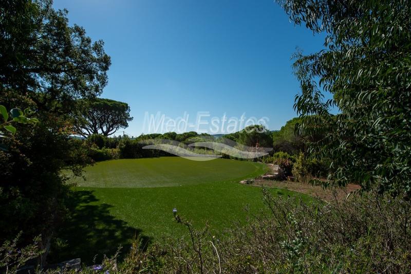 Propriété - 438 m² - 18 pièces