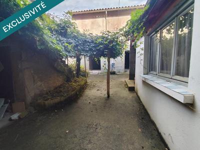 Maison de village - 112 m² - 6 pièces