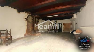 Maison - 110 m² - 10 pièces