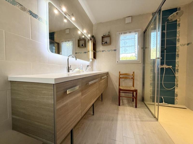 Maison - 192 m² - 7 pièces