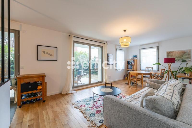 Appartement - 64 m² - 3 pièces